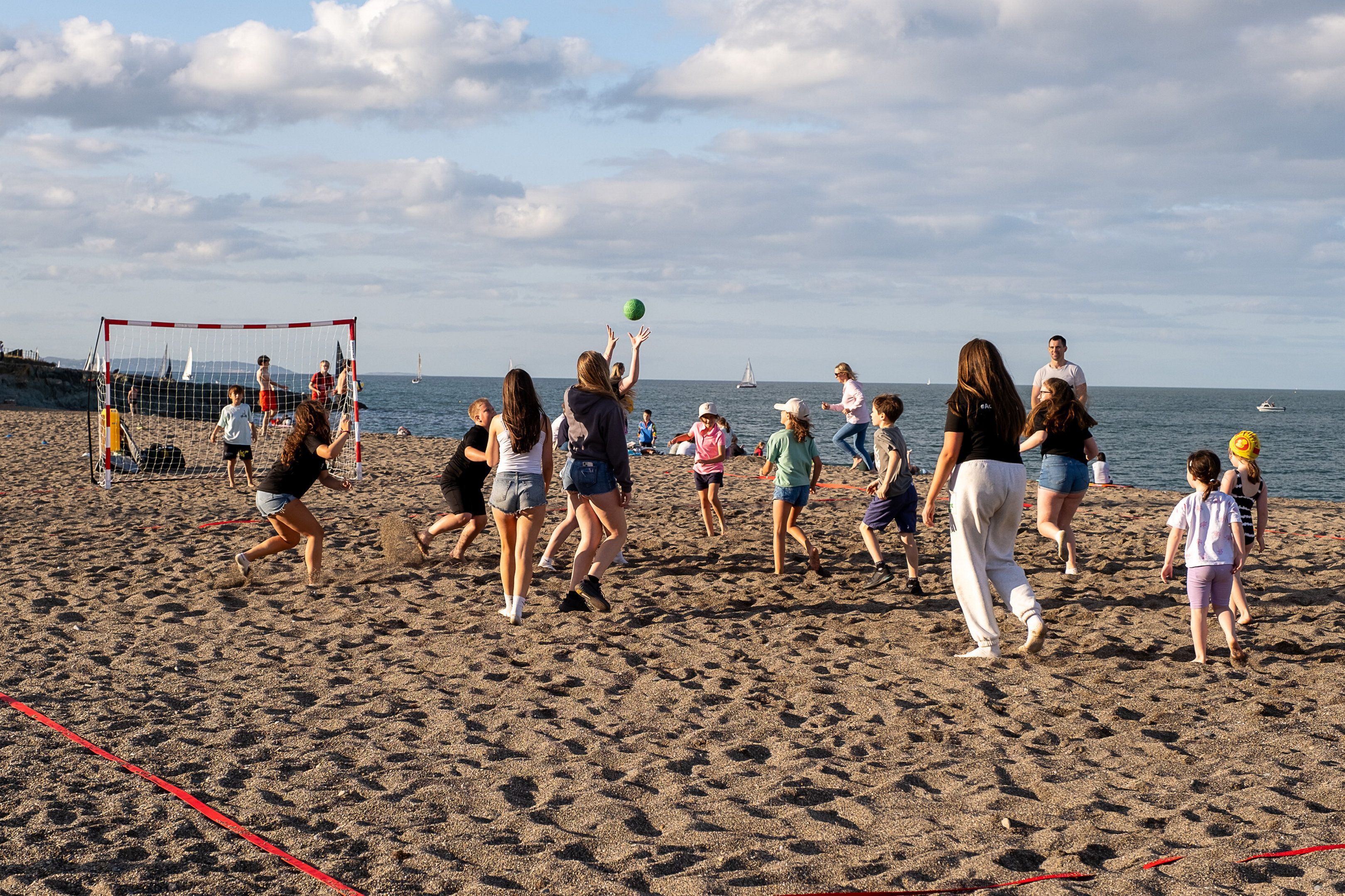 Hot weather sees Wicklow lifeguard hours extended as crowds set to surge